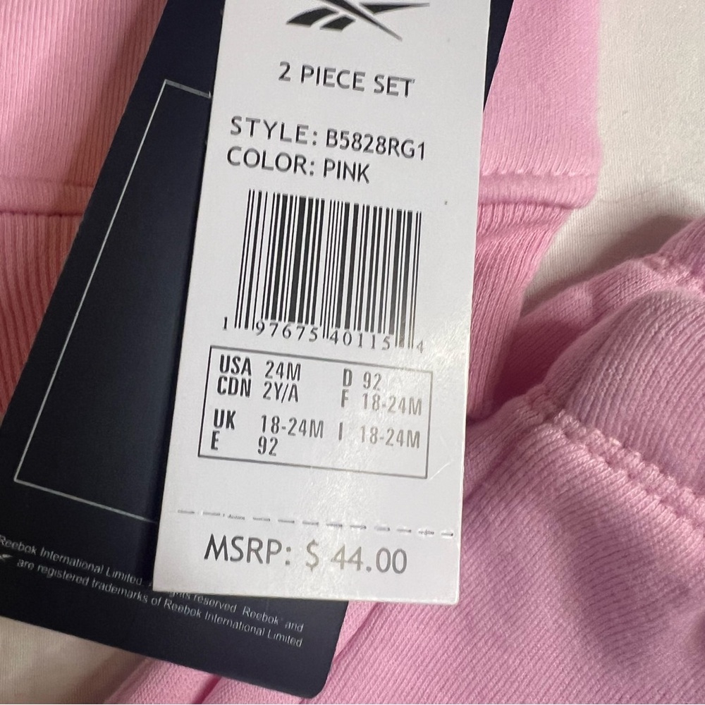 Reebok 2 Piece Performance Fleece Sweatshirt & Jogger Sweatpants Set in Pink - Picture 4 of 4
